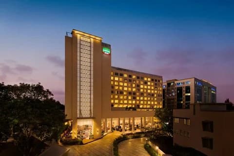 Courtyard by Marriott Mumbai International Airport